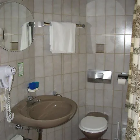 Negele Szálloda Hohenfurch